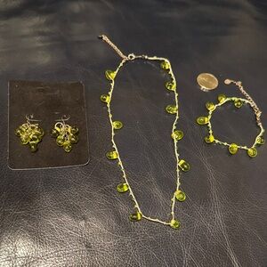 Green glass Beaded 3 piece Jewelry Set